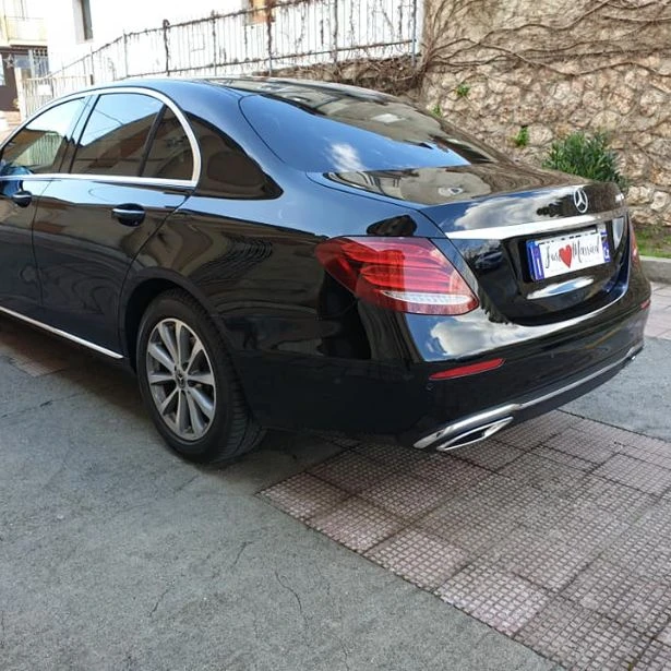 Mercedes di Noleggio con conducente Catanzaro - Luxury Transfer