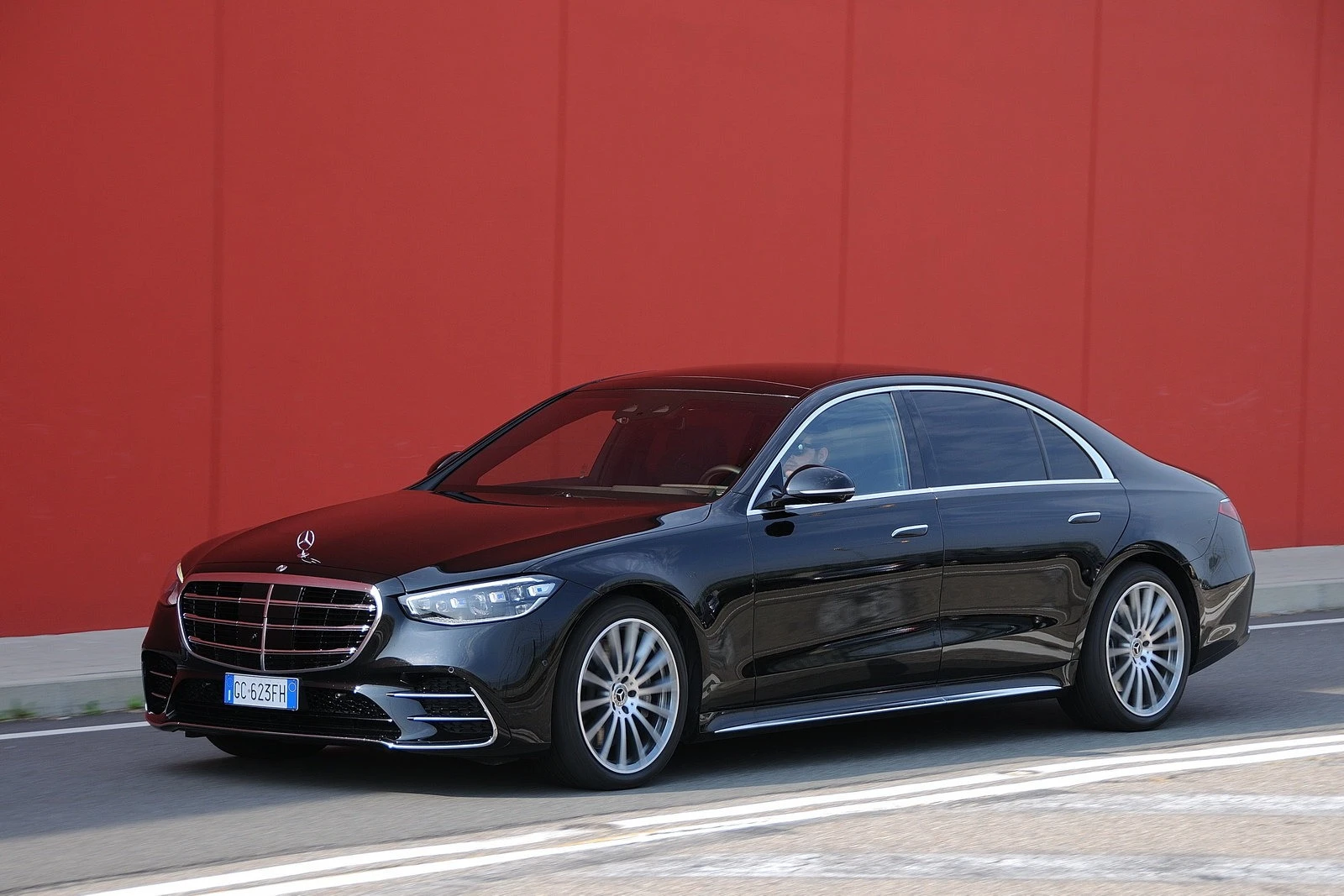Mercedes Class S di Noleggio con conducente Catanzaro - Luxury Transfer