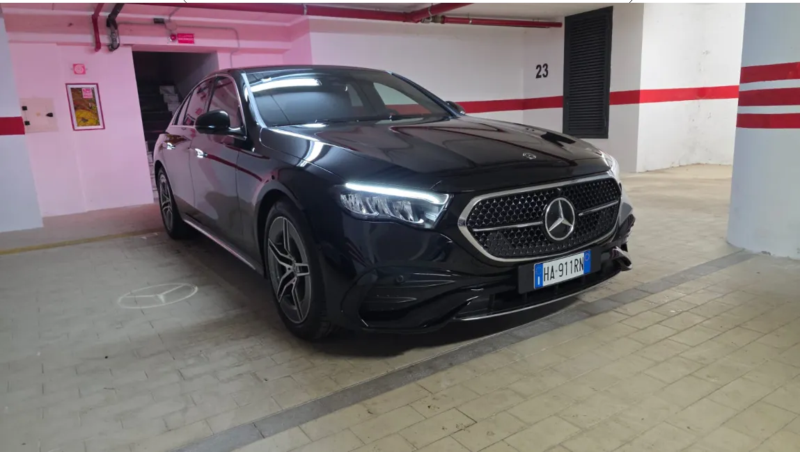 Mercedes di Noleggio con conducente Catanzaro - Luxury Transfer